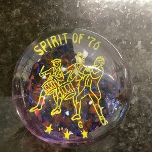 John Gentile 1976 Spirit of ‘76 Bicentennial Glass Paperweight VINTAGE